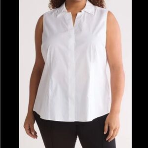 Elegant Blouse with Flowy Sleeves and Lace Accents